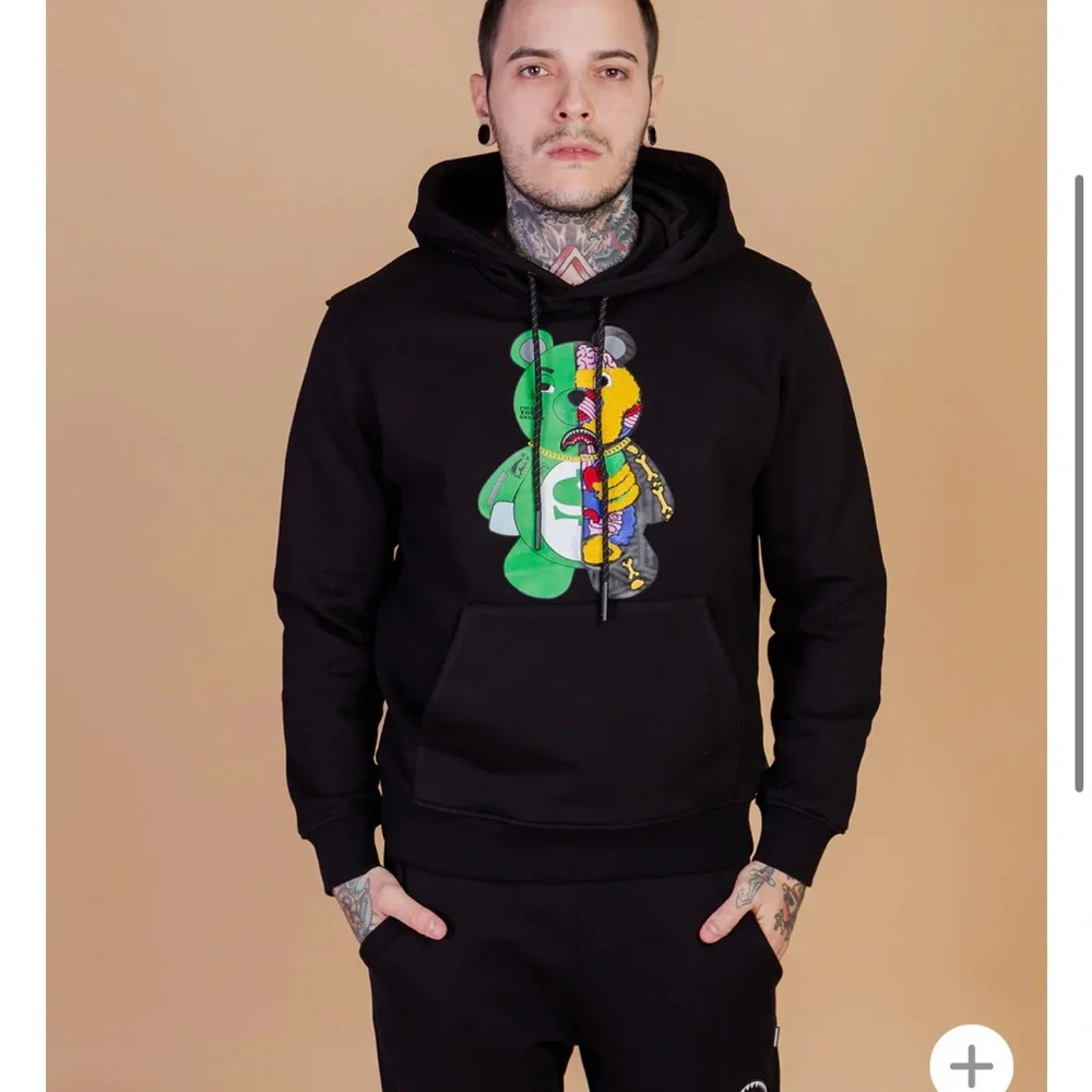 Hoddie - Picture 1 of 1